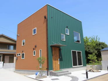 アースハウジング株式会社 一級建築士事務所 空に近い、解放感あふれるスカイバルコニーのあるお家！！