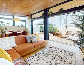Sunny Track House