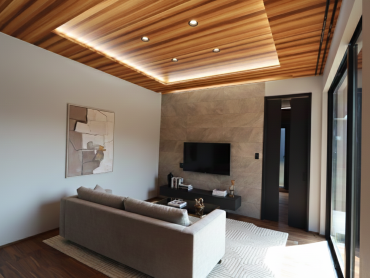 アースハウジング株式会社 一級建築士事務所 美しさと機能性を両立した、ラグジュアリーモダン平屋