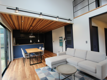 アースハウジング株式会社 一級建築士事務所 直線が魅せるスタイリッシュモダンの住まい ZERO-CUBE CUSTOM