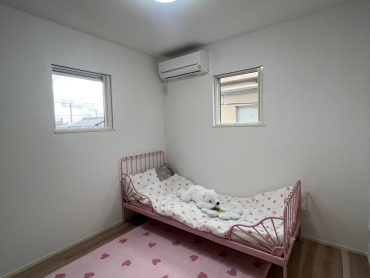 アースハウジング株式会社 一級建築士事務所 シンプルな外観からは想像できないホテルライクな住まい