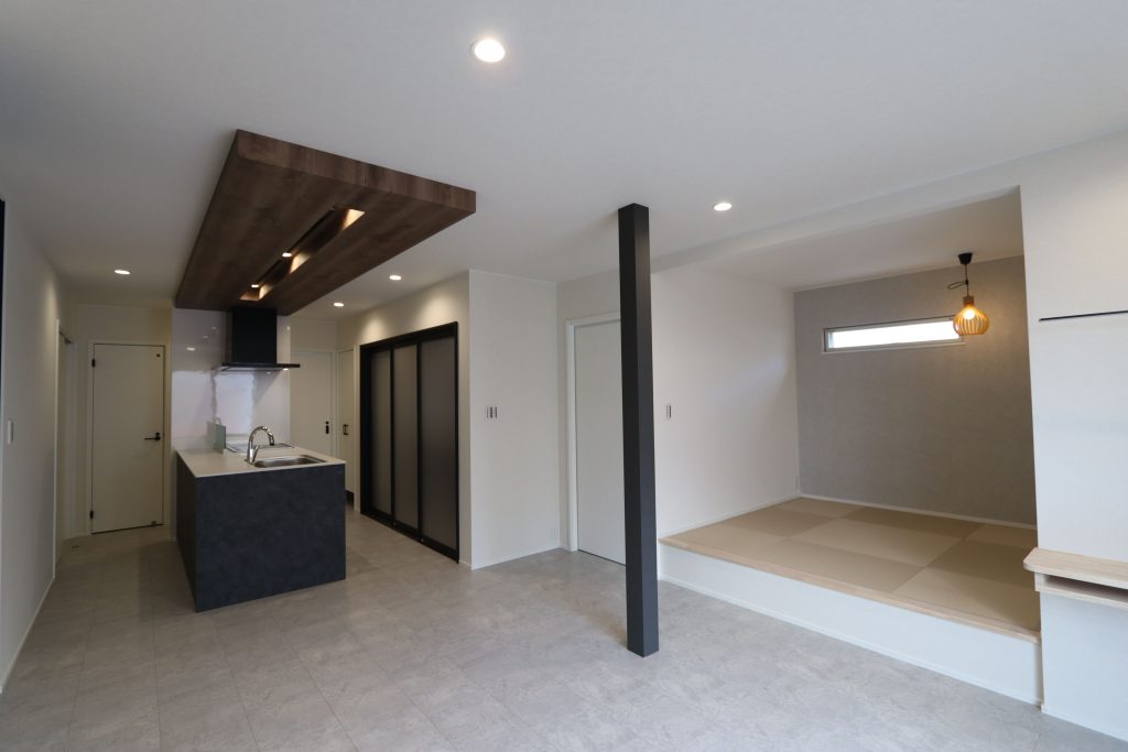 アースハウジング株式会社 一級建築士事務所 43坪の土地に建てるラグジュアリーな平屋