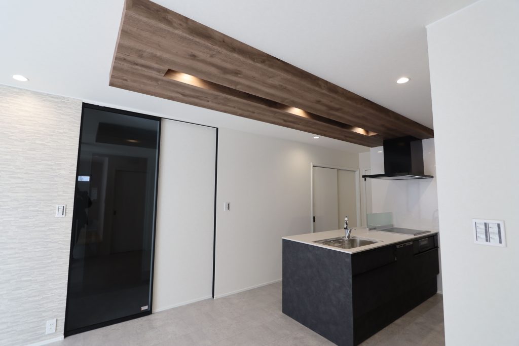 アースハウジング株式会社 一級建築士事務所 43坪の土地に建てるラグジュアリーな平屋