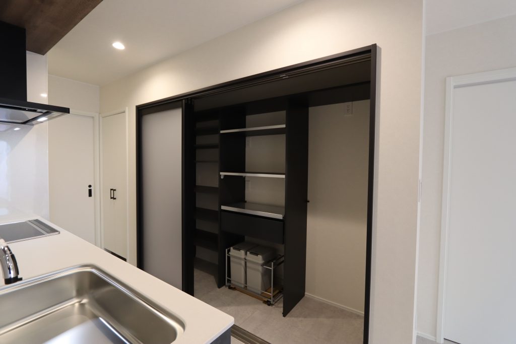 アースハウジング株式会社 一級建築士事務所 43坪の土地に建てるラグジュアリーな平屋