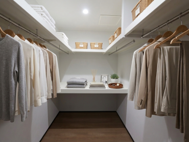 アースハウジング株式会社 一級建築士事務所 光と影が織りなす、大人の空間。夜の静寂も愉しむ住まい【ZERO-CUBE＋BOX】