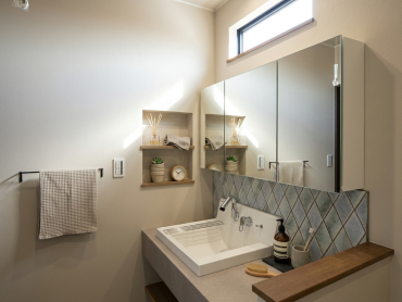 アースハウジング株式会社 一級建築士事務所 光と影が織りなす、大人の空間。夜の静寂も愉しむ住まい【ZERO-CUBE＋BOX】