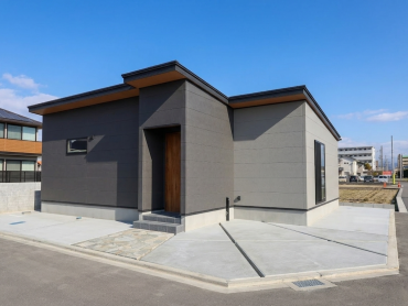 アースハウジング株式会社 一級建築士事務所 43坪の土地に建てるラグジュアリーな平屋